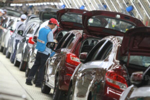 Auto market